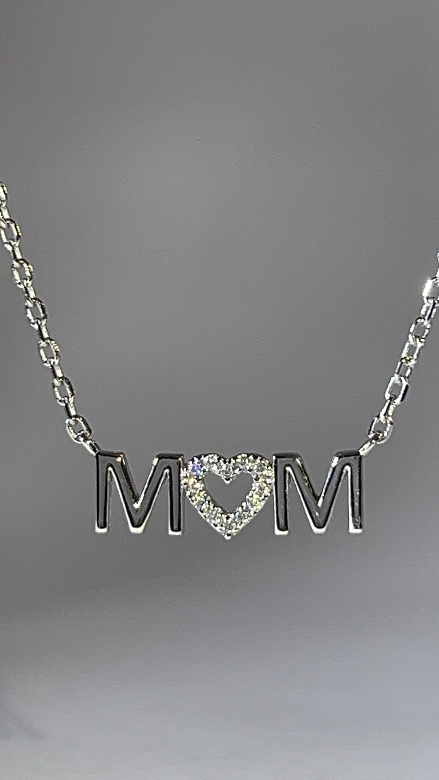 Gargantilla Mom