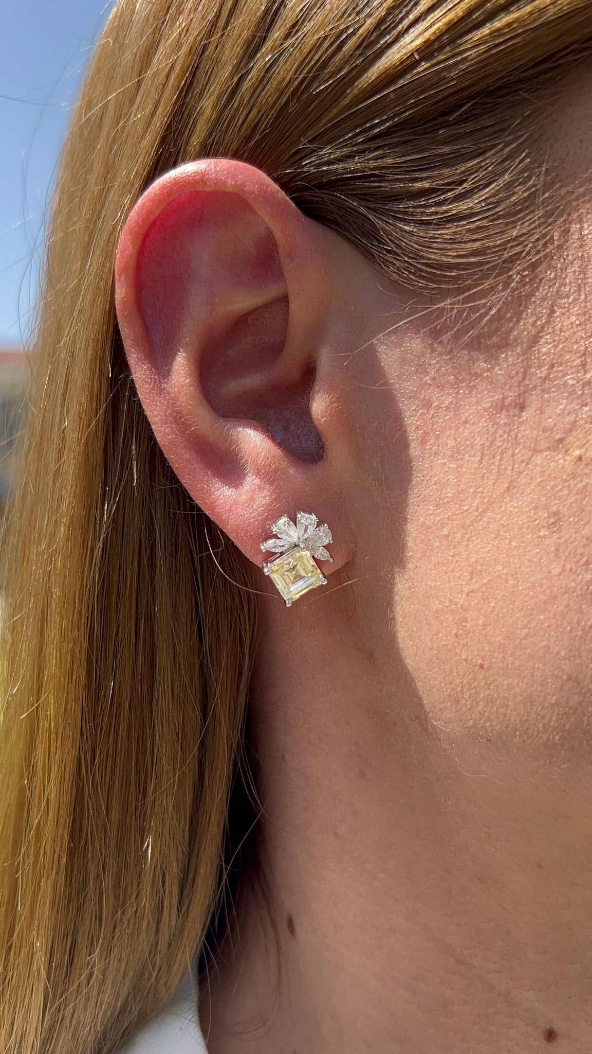 Aretes flor amarilla
