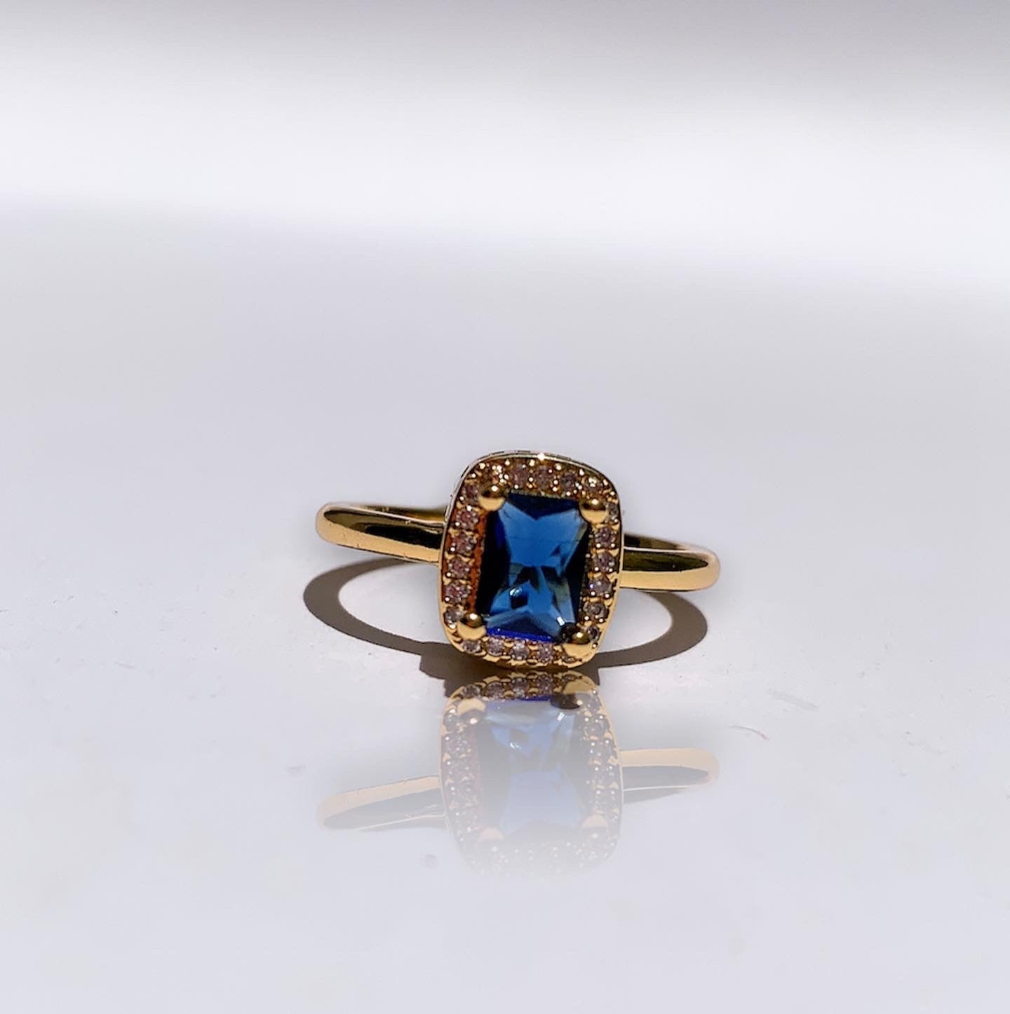 Elegante marino